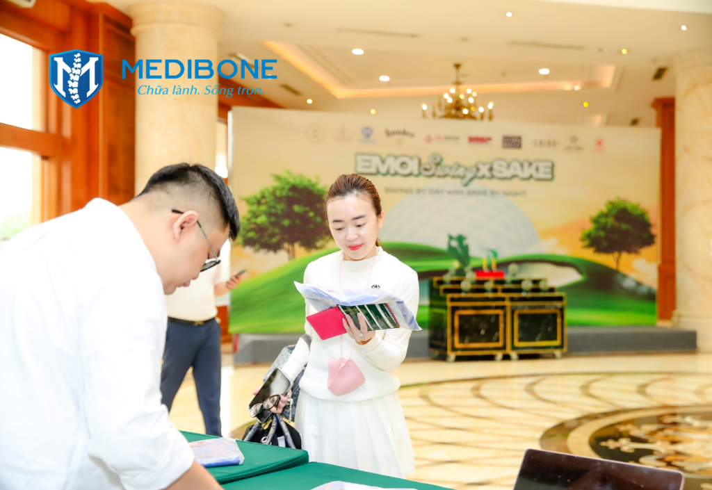 Medibone Đồng Hành Cùng Giải Đấu EMOI SWING x SAKE: Chăm Sóc Thể Lực, Nâng Tầm Cú Swing 3 Medibone Đồng Hành Cùng Giải Đấu EMOI SWING x SAKE: Chăm Sóc Thể Lực, Nâng Tầm Cú Swing